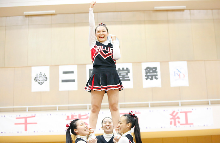 チアリーディング部 – 日本女子体育大学附属二階堂高校 – 日本女子体育