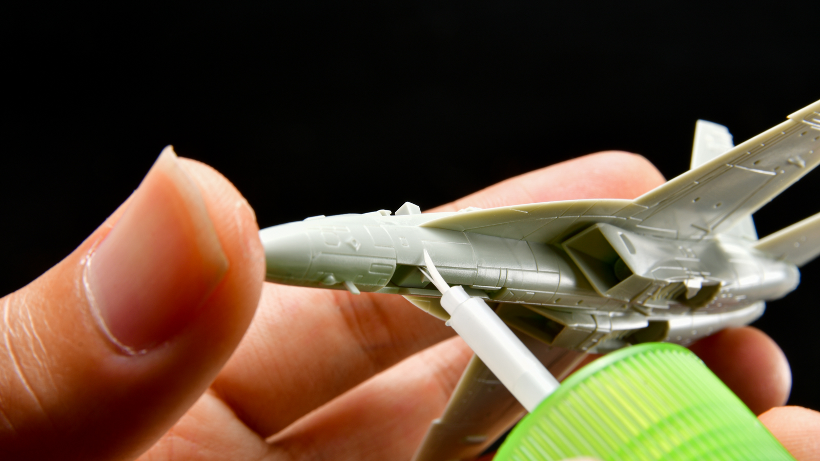 1/144スケールジェット戦闘機プラモとの「初デート」は大成功でした