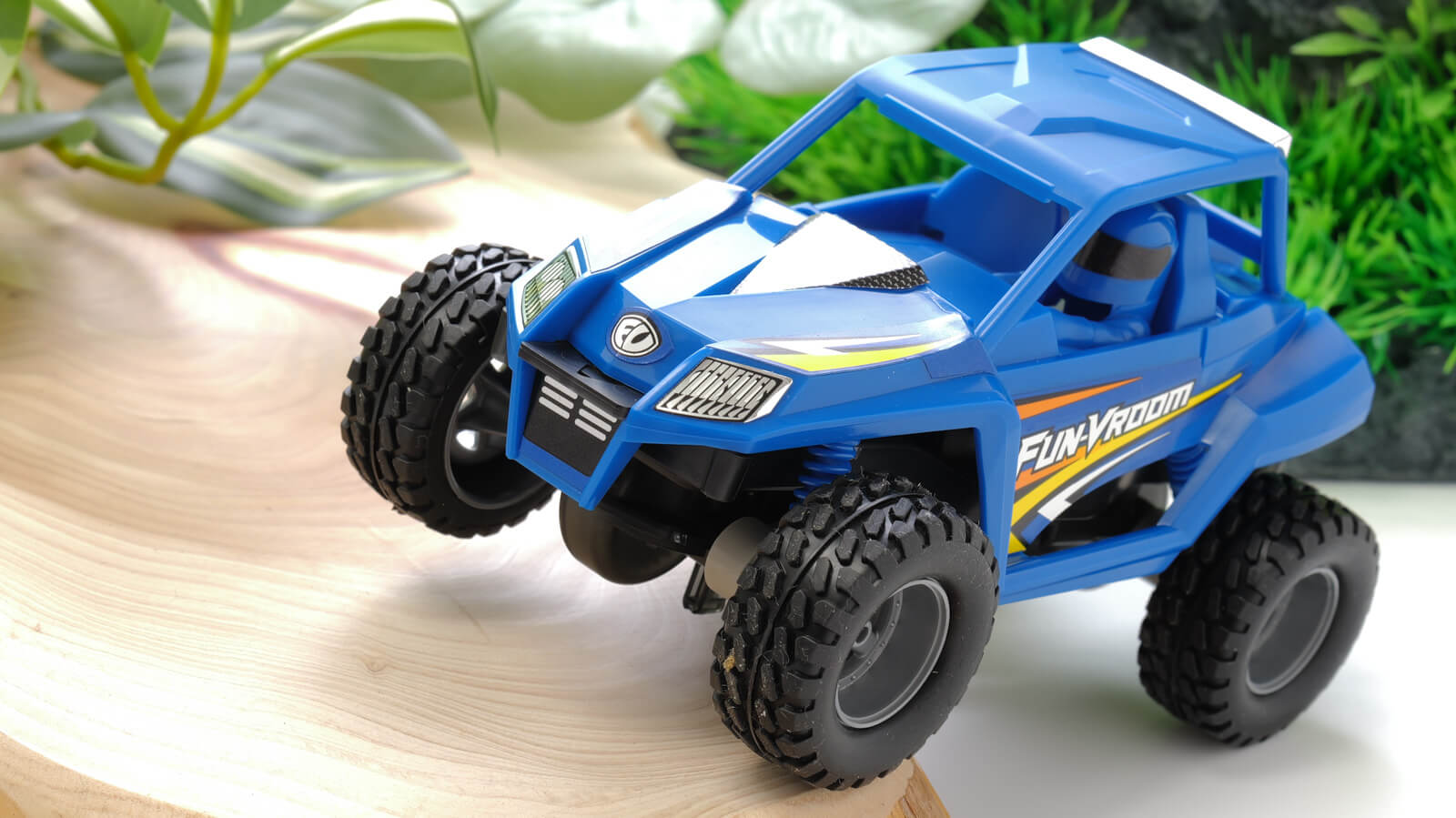 オレの愛したミニ四駆が「ラジコンのプラモ」であると気づいた日