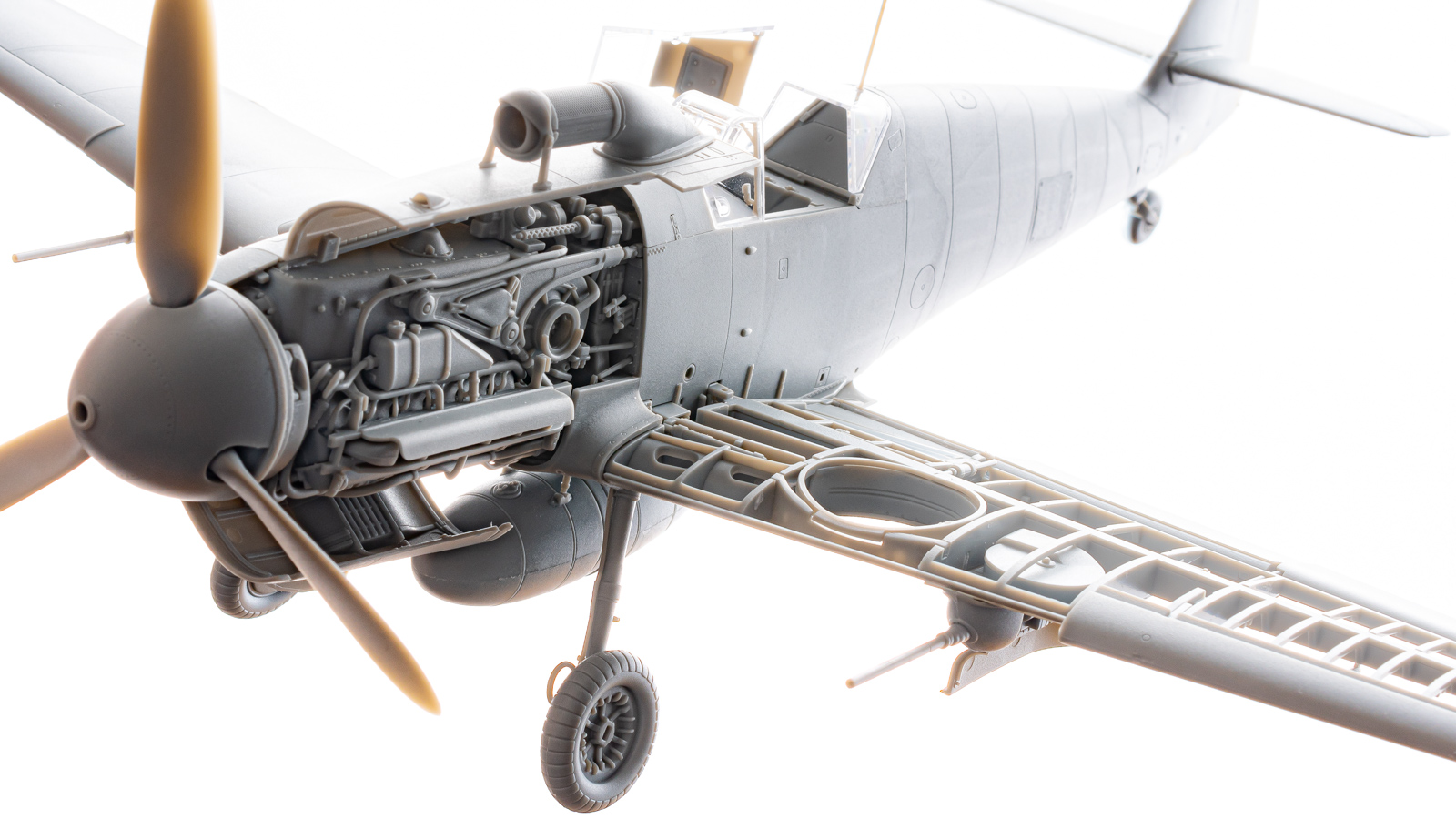レビュー】SWS 1:32 メッサーシュミット Bf 109 G-4／模型と実機の
