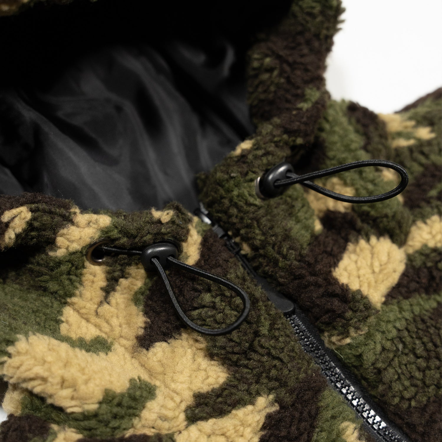 777 BOA HOOD – WeAreNomadik