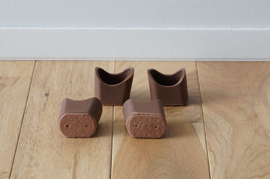 人気の脚キャップ「チェアブーツ」に新色が加わりました。 | vanilla