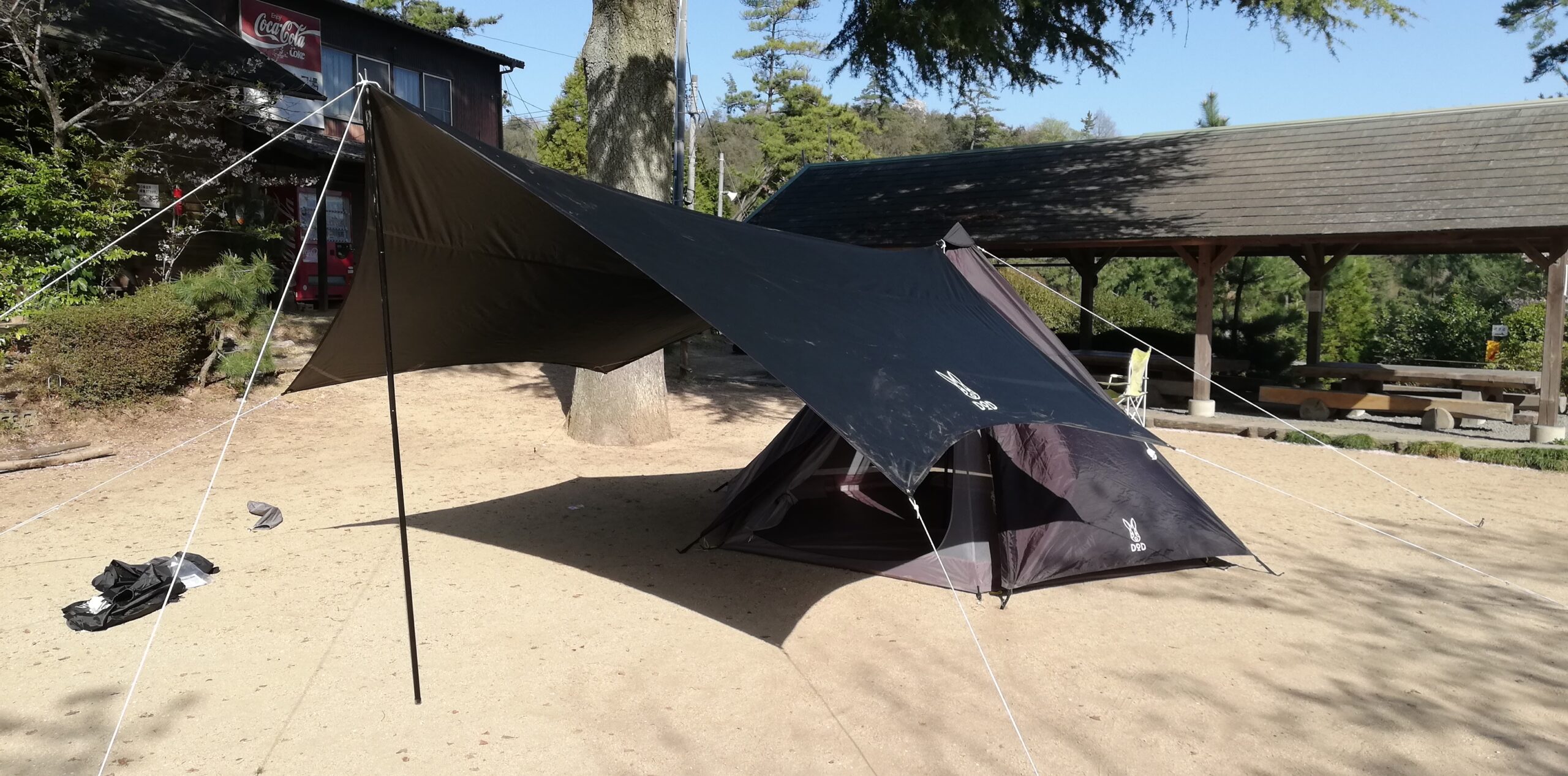 初心者必見】DOD「トンガリハット」でワンポールテントとタープを連結