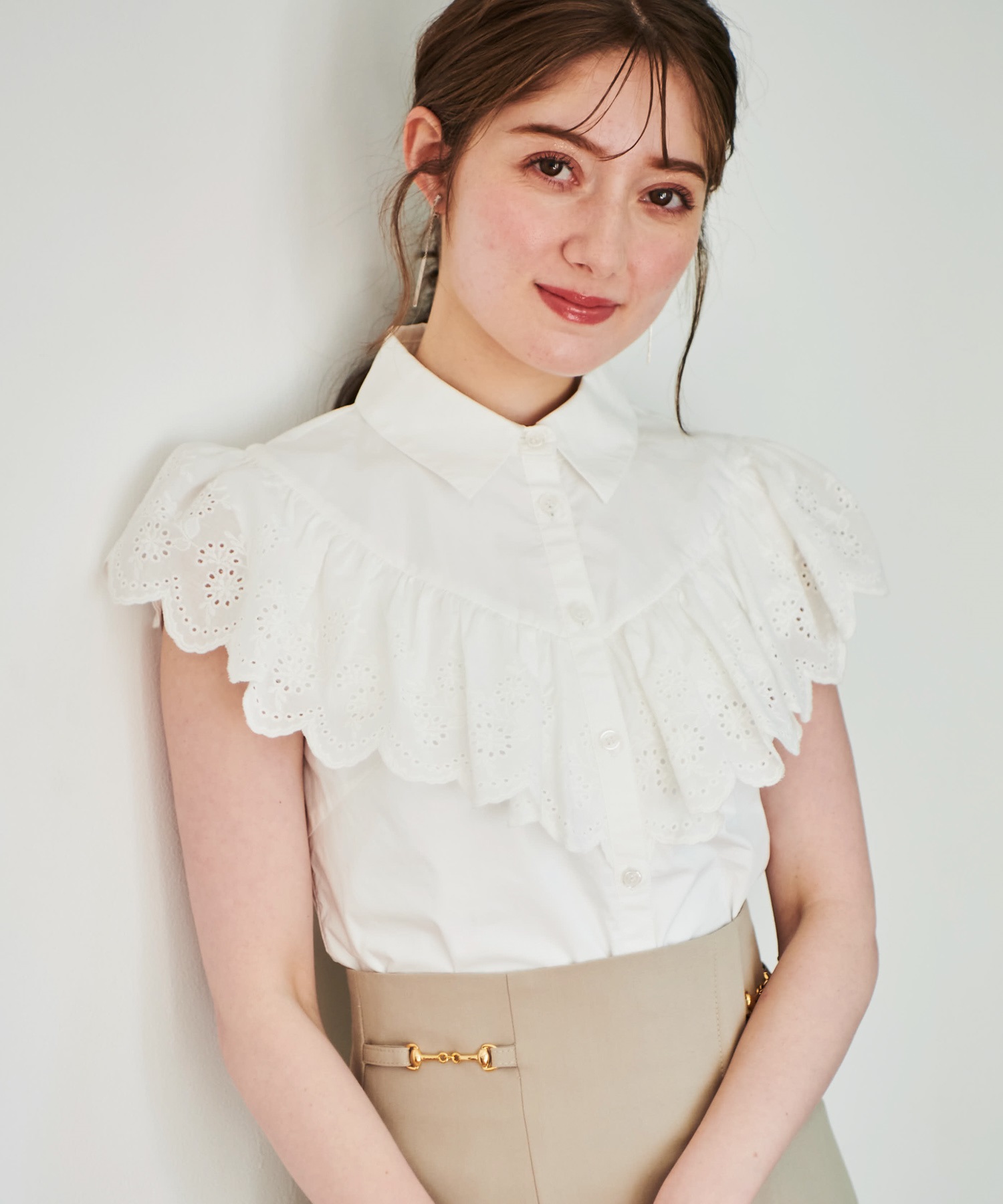 フラワー刺繍ブラウス | シャツ・ブラウス | NOELA OFFICIAL WEB STORE