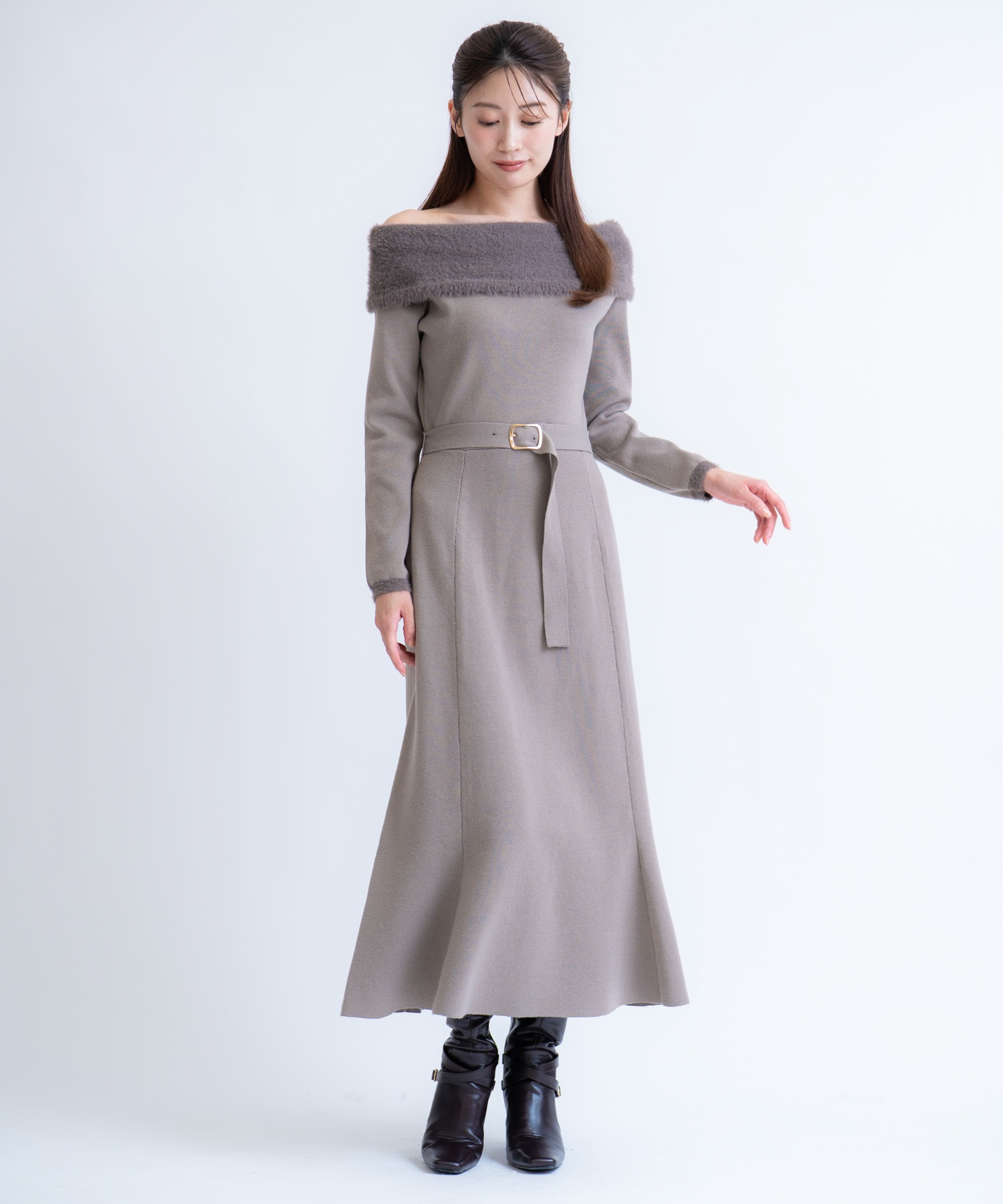 フェザートリム配色ドッキングワンピース | ニットワンピース | NOELA