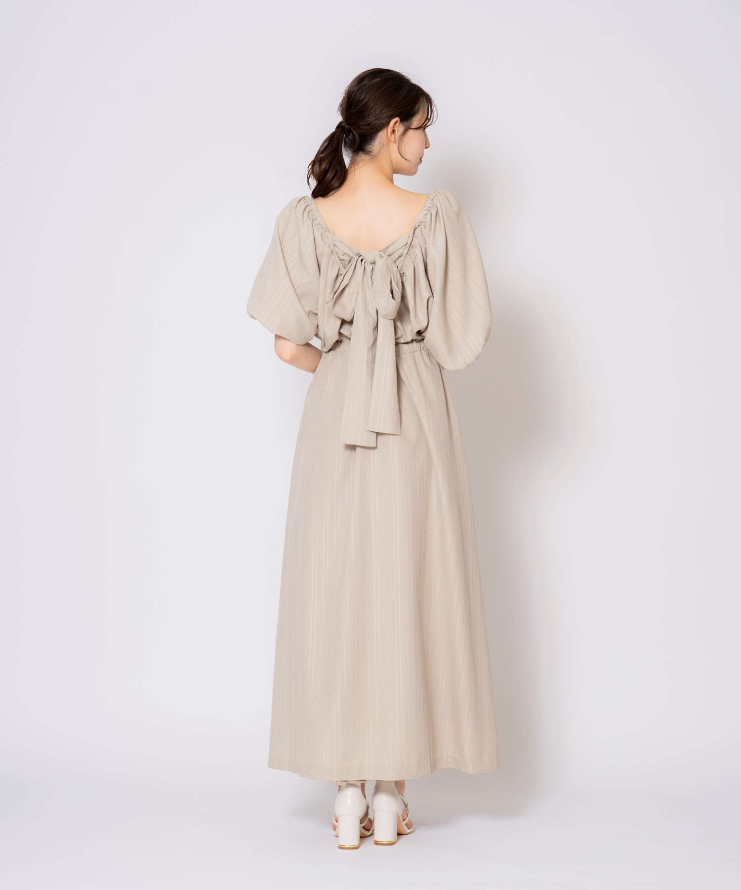 バックリボンマキシワンピ | ロングワンピース | NOELA OFFICIAL WEB STORE