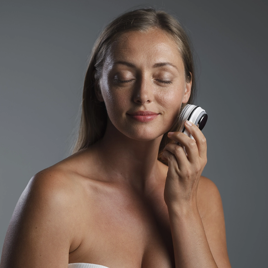 FacePro | 2-in-1 Facial Cleansing & Rejuvenation Device