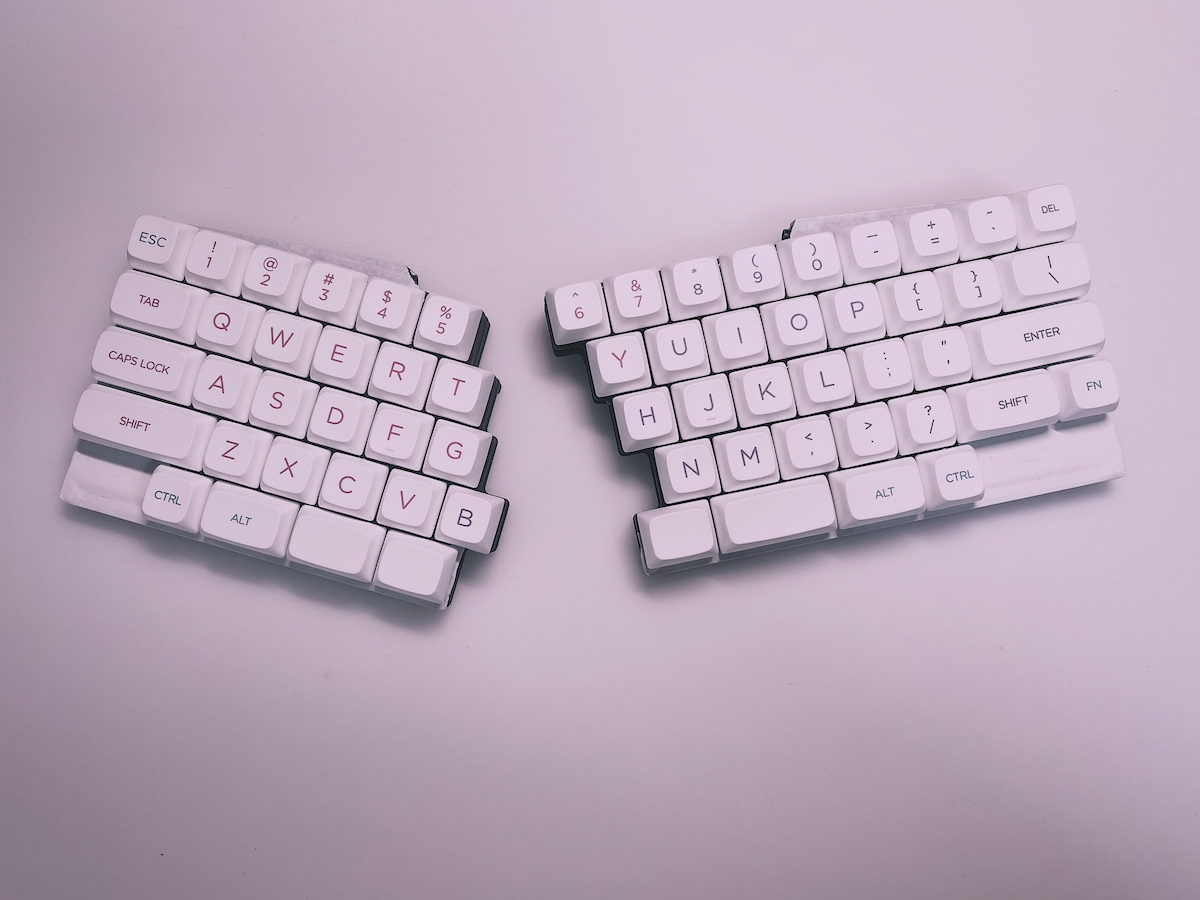 白い(分割キーボード)7sProをマステで再現してみました – no theme.