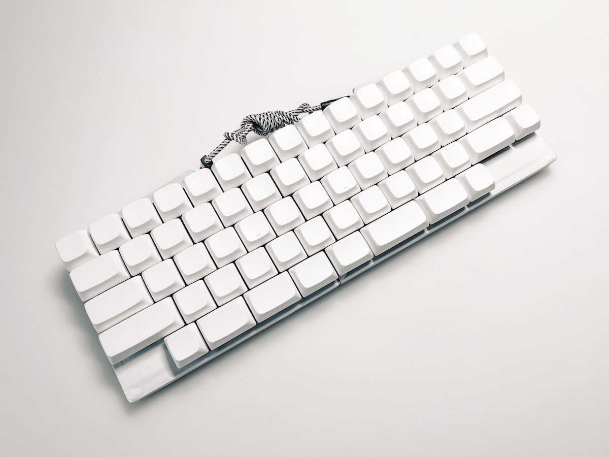 白い(分割キーボード)7sProをマステで再現してみました – no theme.