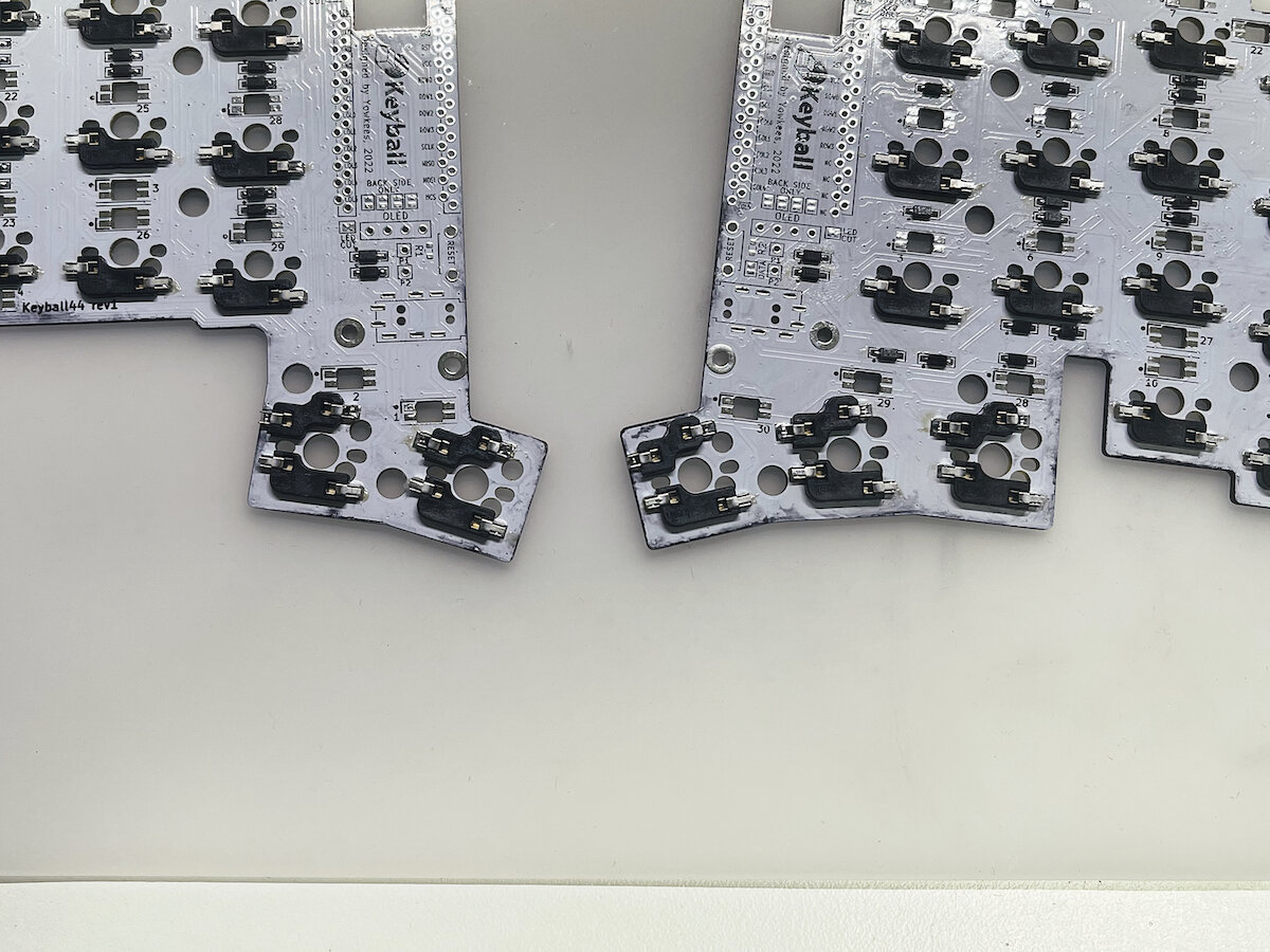 Keyball44キットを組み立てました。 – no theme.