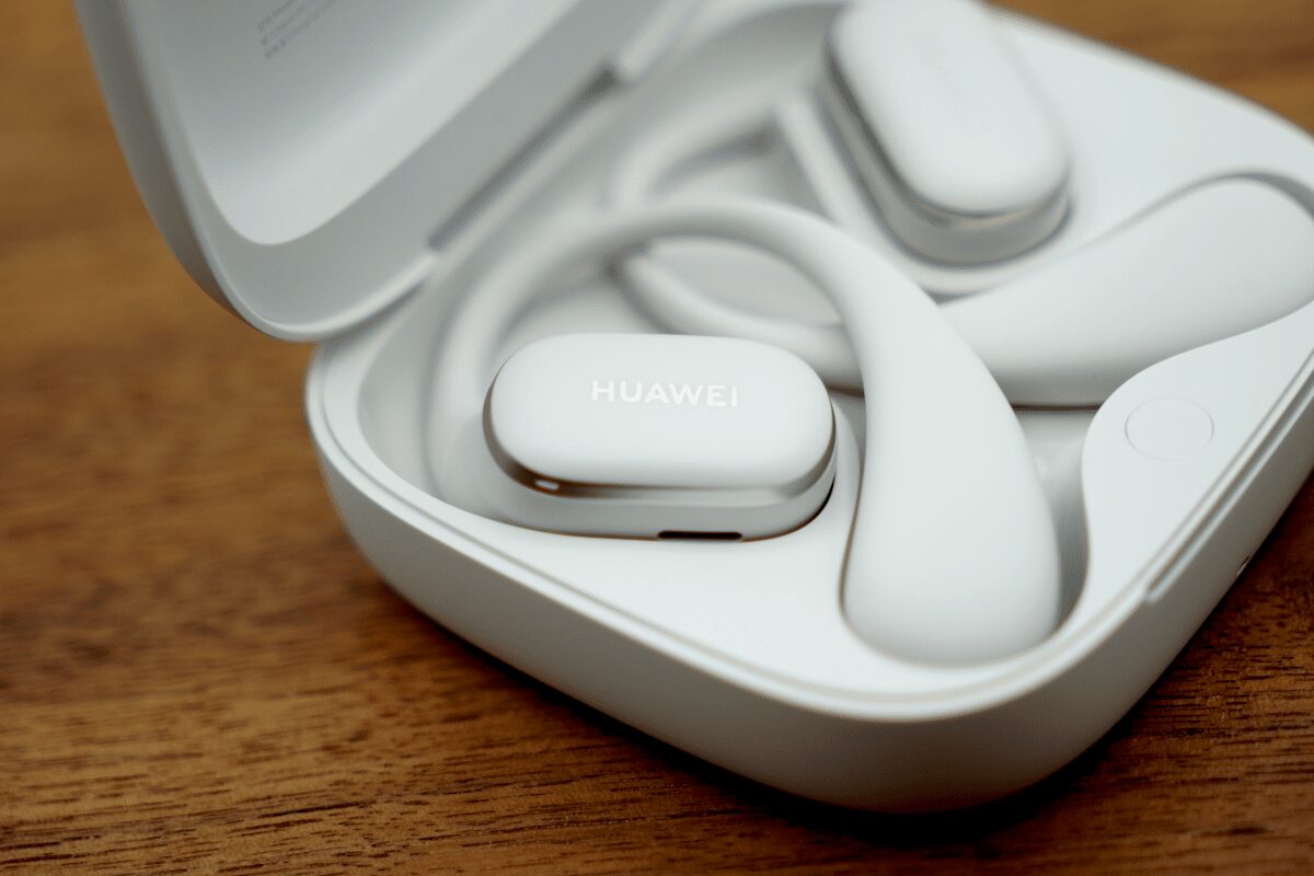 HUAWEI FreeArcの徹底レビュー | 装着感の良い耳掛け型でIP57防塵防水