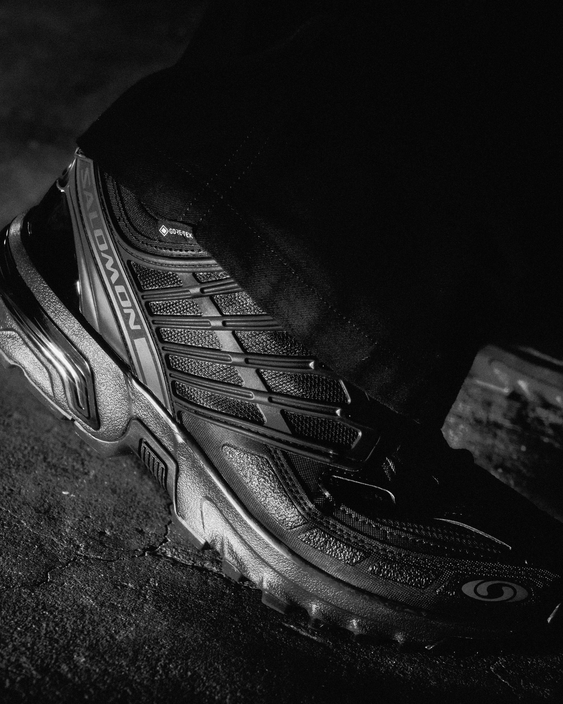 SALOMON ACS PRO GTX 抽選販売