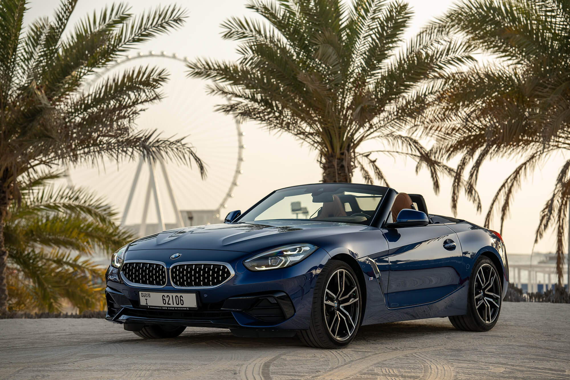 Dubai'de BMW Z4 Blue Kiralama - Octane.Rent