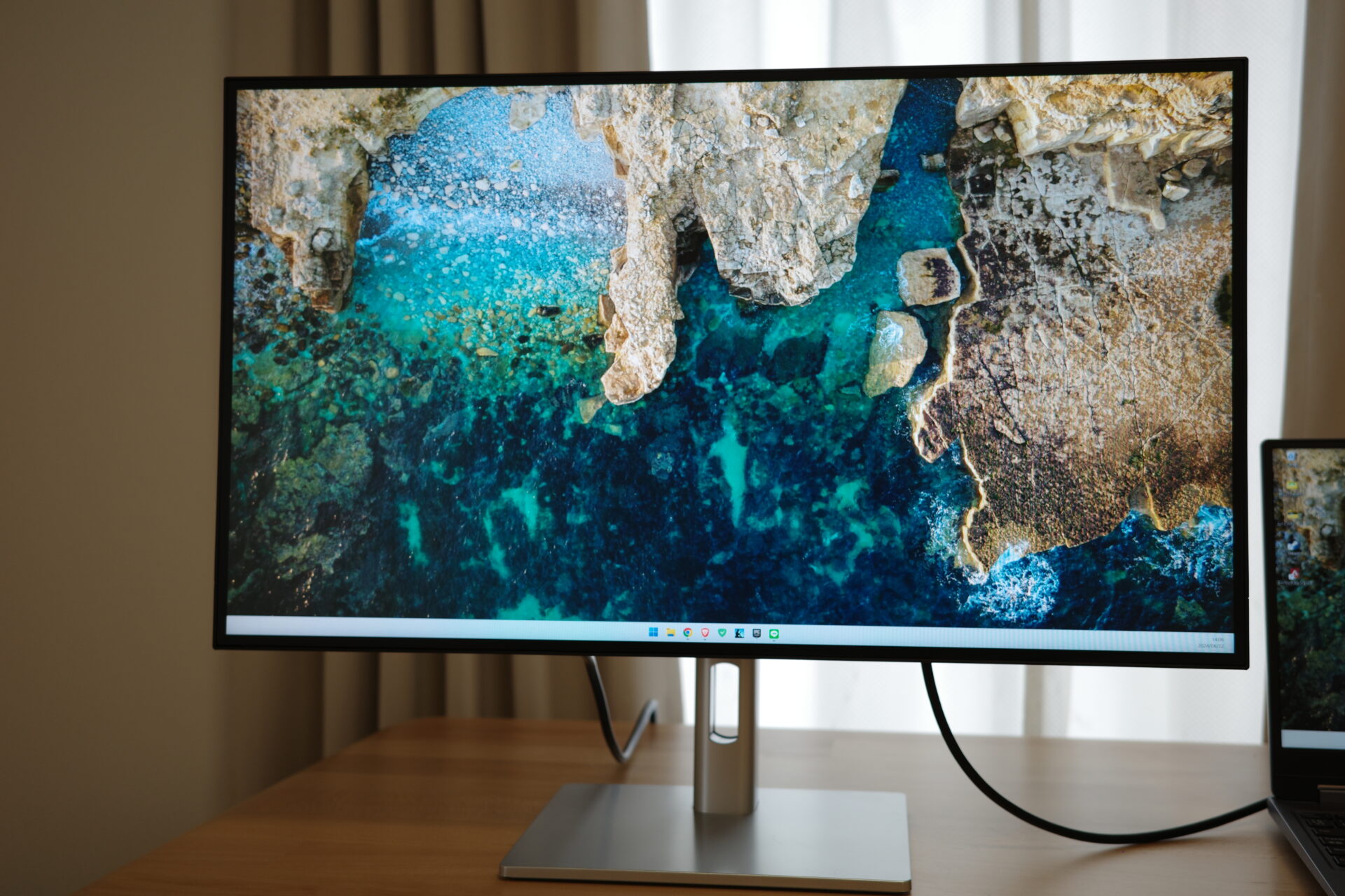 JAPANNEXT JN-27iB120Q-H-C6を使ってみた。IPS Blackでコントラスト