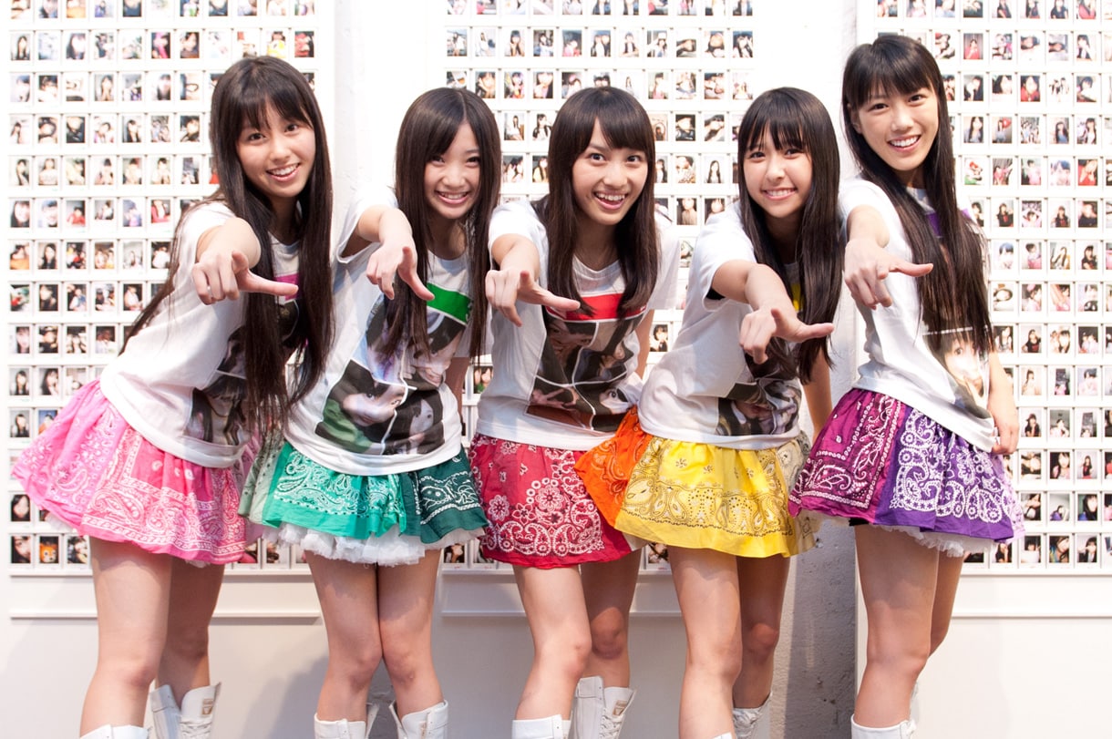 ももクロ、原宿「おしはがし祭り」でビームス乱入だZ - 音楽ナタリー