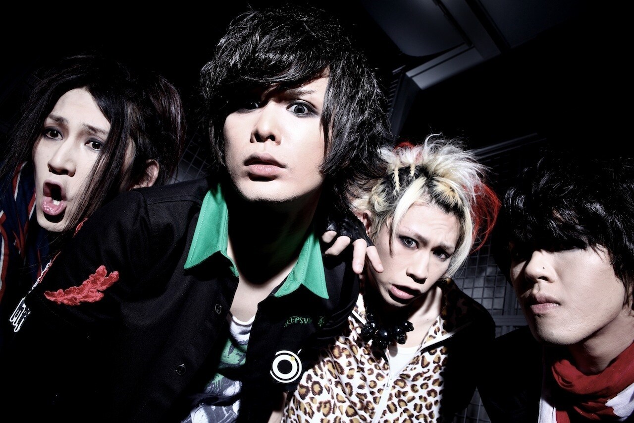 ギルガメッシュ野音成功に向けて先輩HYDEがアドバイス - 音楽ナタリー