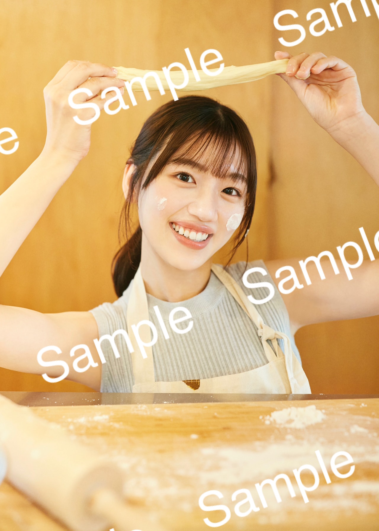 佐々木美玲（日向坂46）1st写真集「陽射しのパレード」書店限定特典