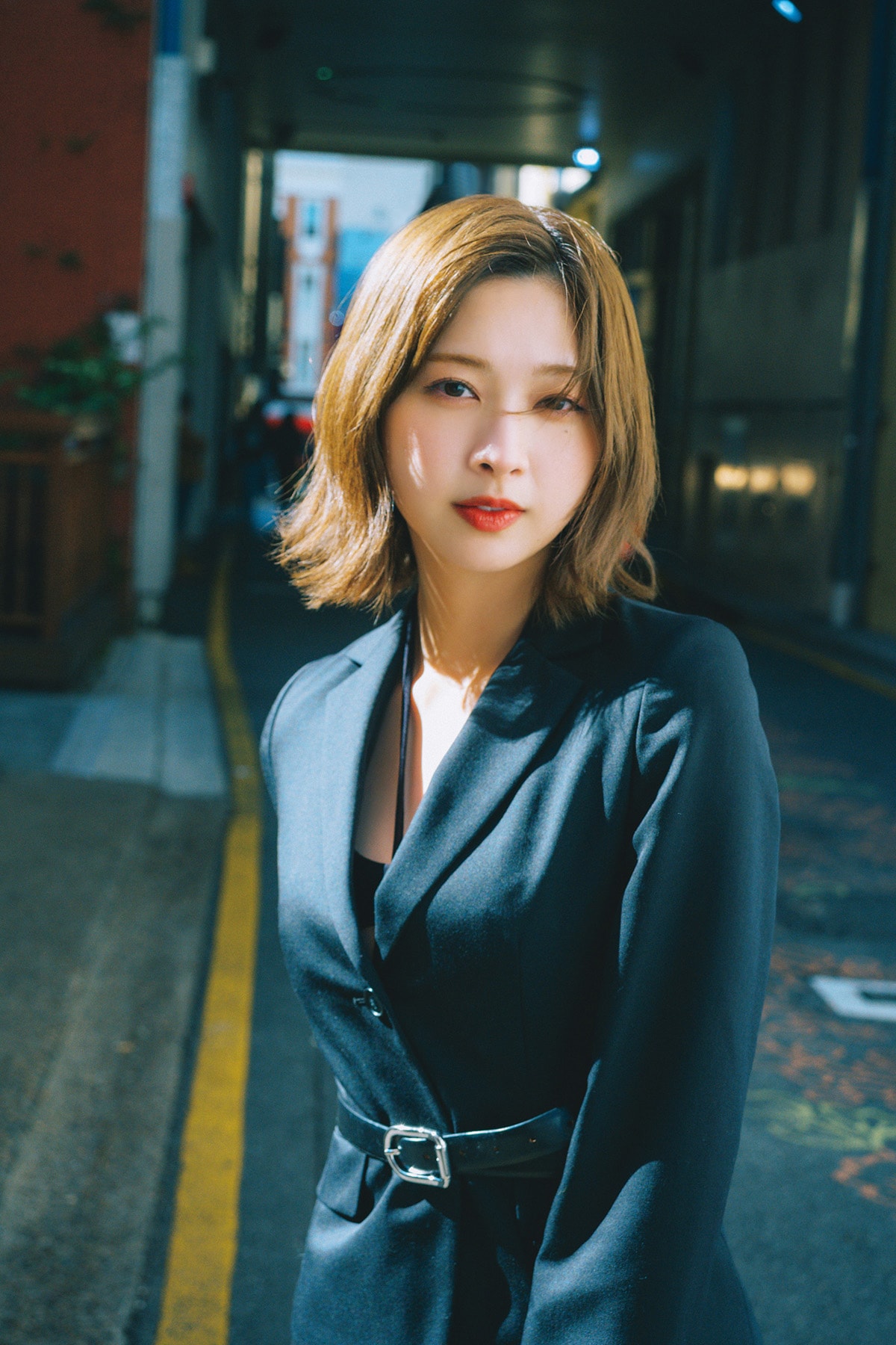 富田鈴花（日向坂46）1st写真集「鈴花サーキット」の掲載ショット