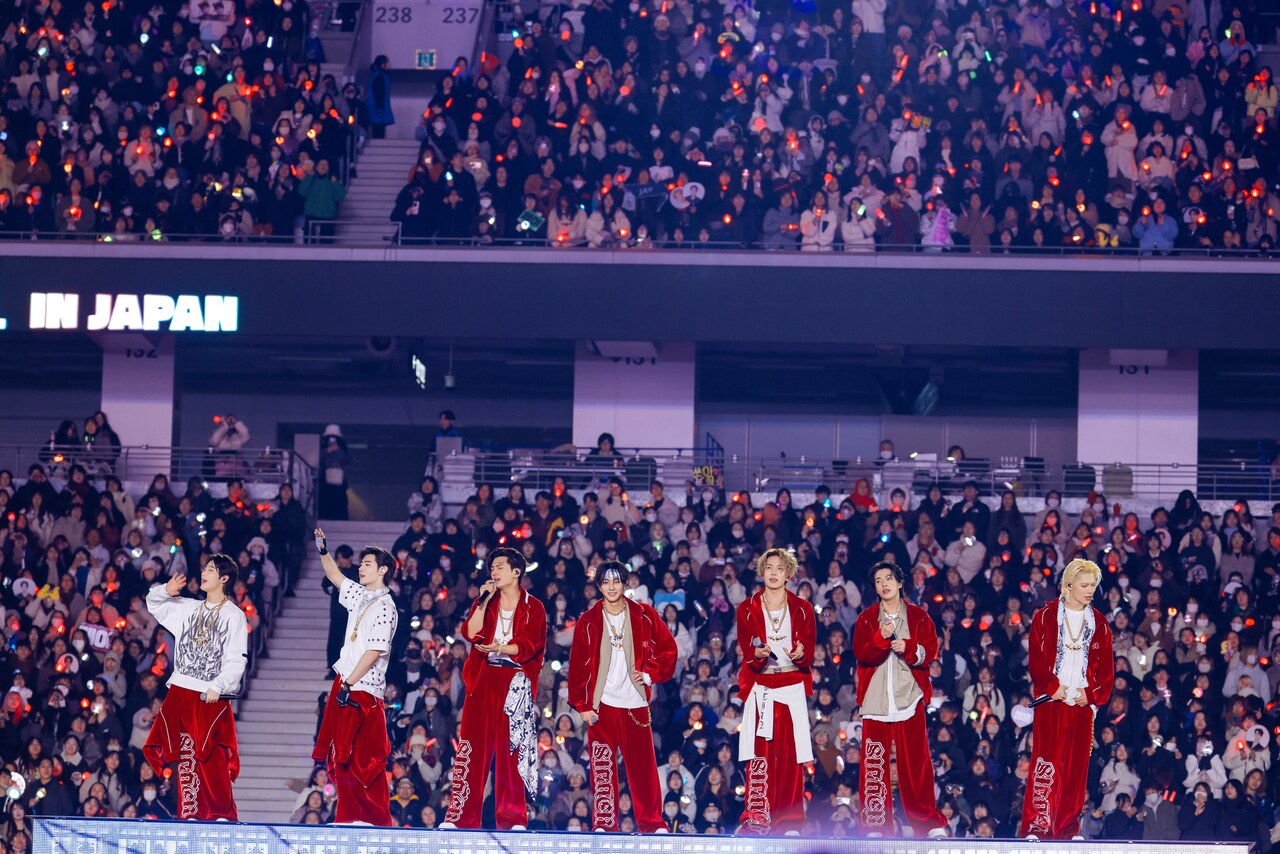 ENHYPEN。「MUSIC BANK GLOBAL FESTIVAL IN JAPAN」より。 [画像