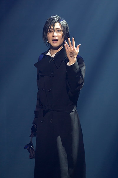 ミュージカル「黒執事」特集、セバスチャン役・古川雄大インタビュー