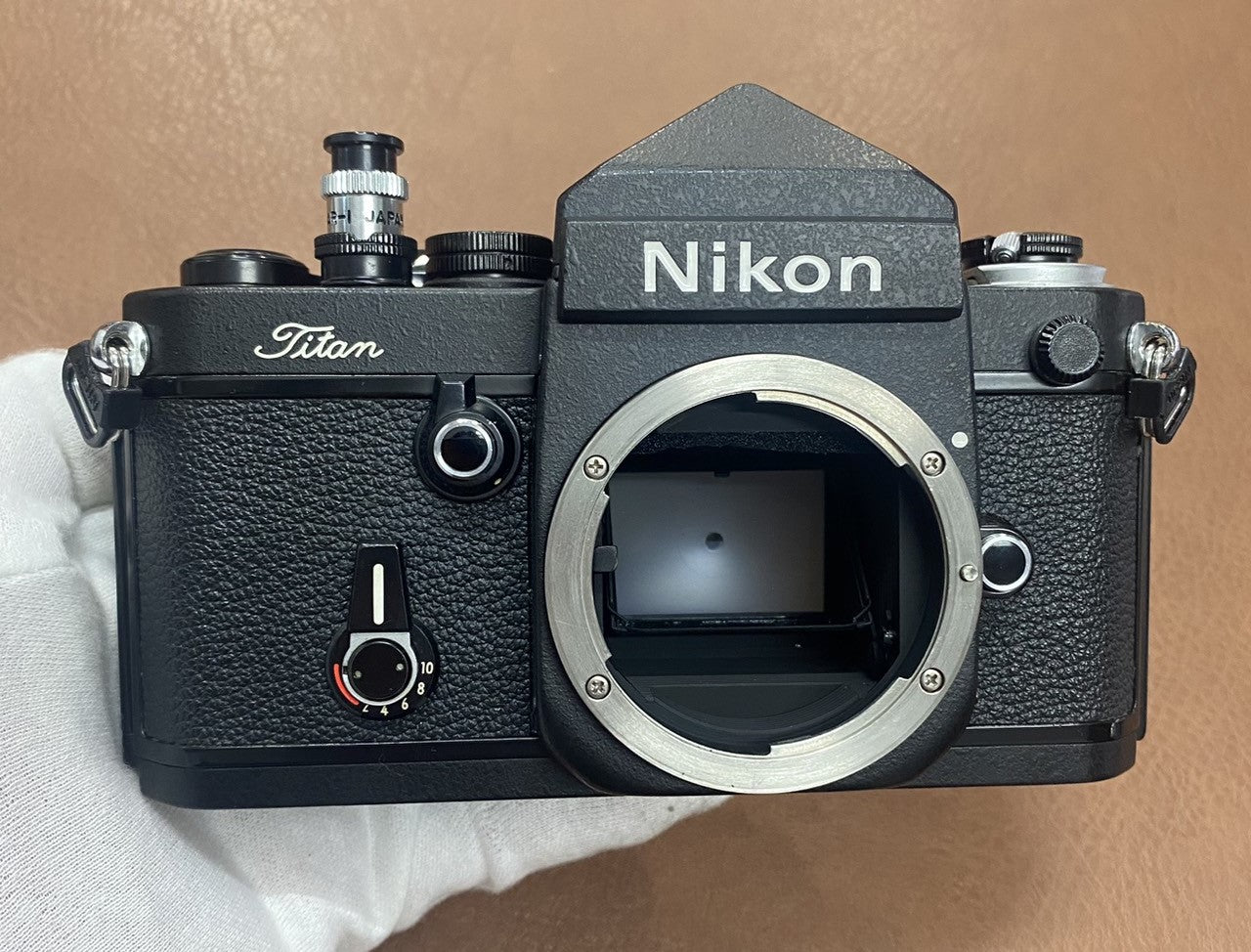 Nikon F2 Titan チタン ネーム入り AR-1付き – まるかめら