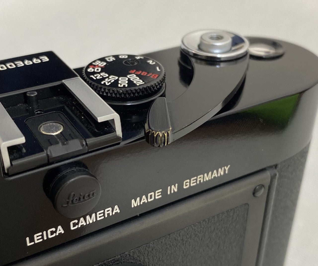 LEICA MP 0.72 Black Paint 箱付き – まるかめら