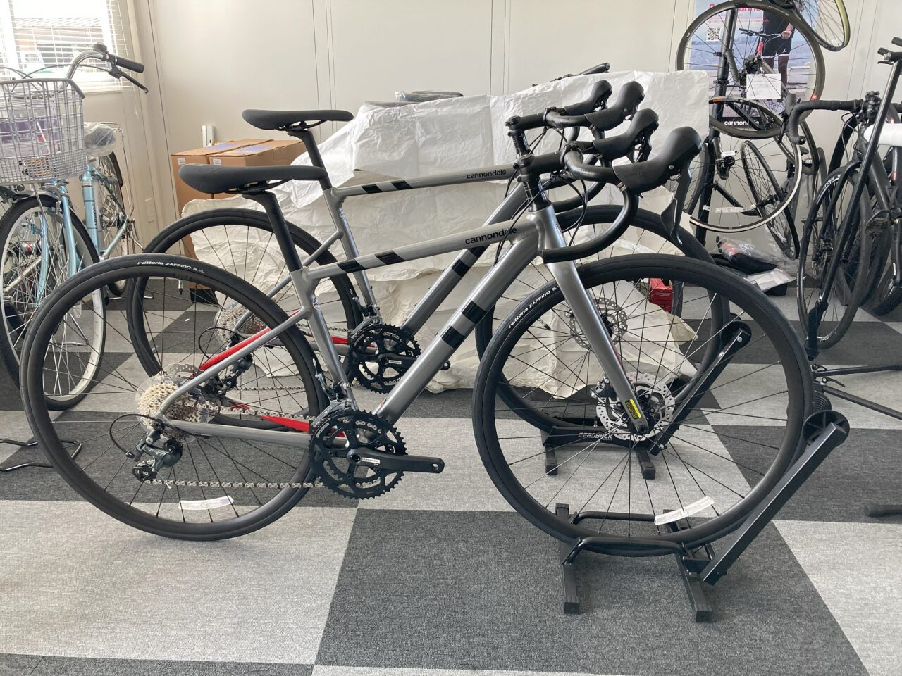 cannondale CAAD13 DISC Tiagra（44） – サイクルショップ オーバー