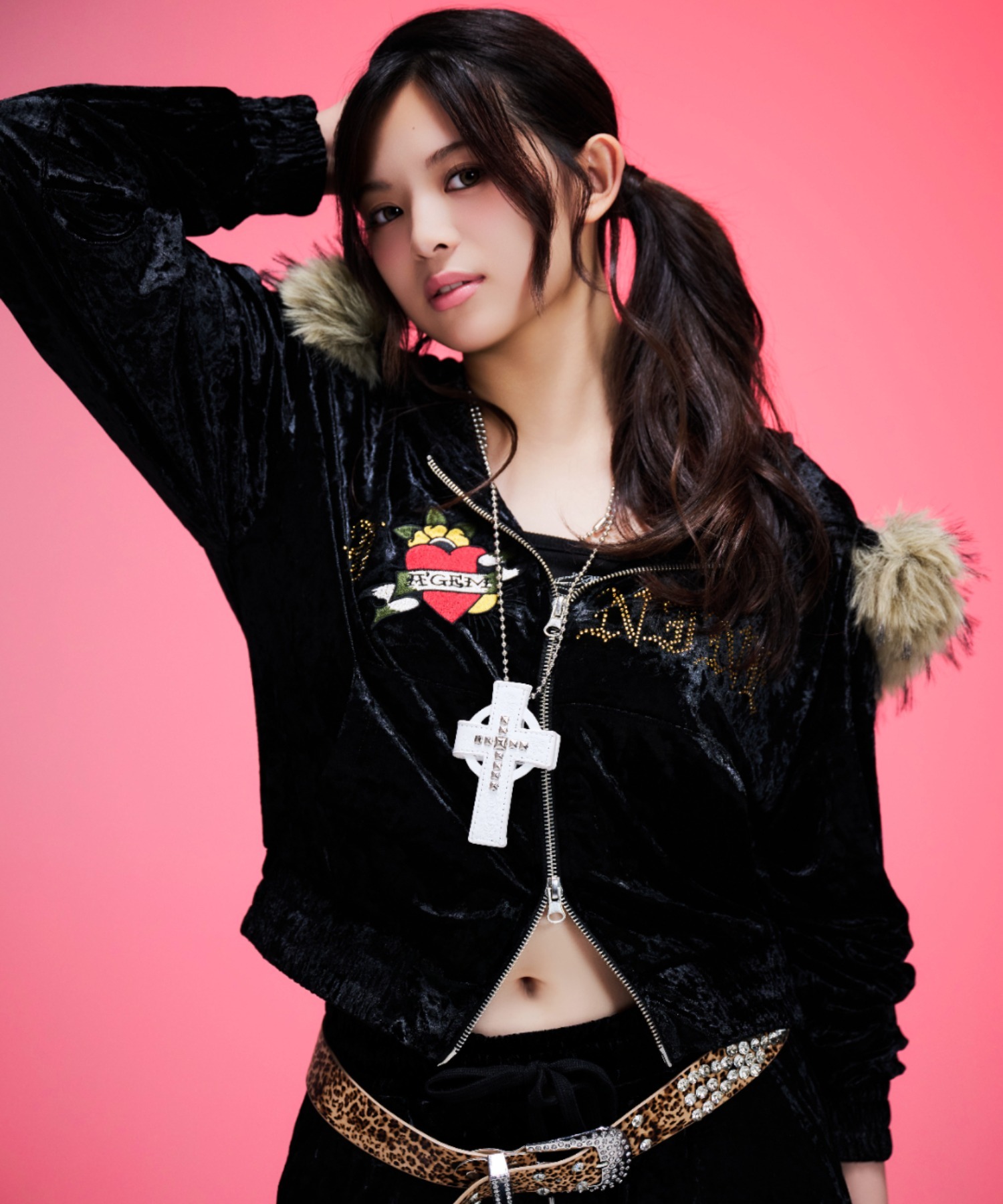 A'GEM/9 × .kom 『A'GEM/9/エージェムナイン』 Ed Hardy ベロア