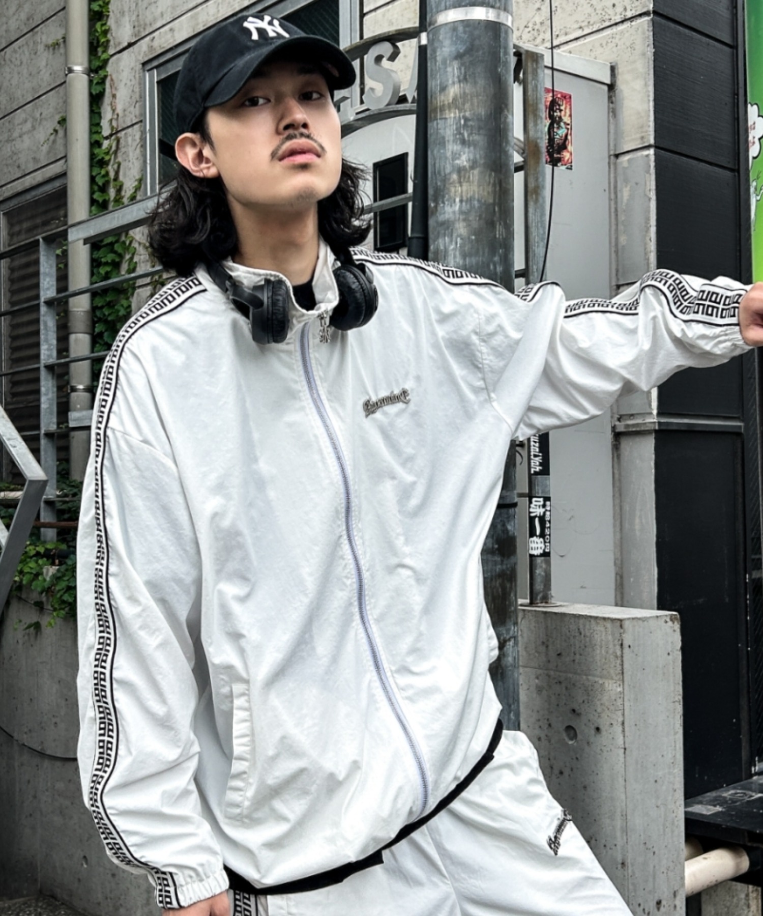 A'GEM/9 × .kom 『A'GEM/9/エージェムナイン』 ジャガードロゴナイロン