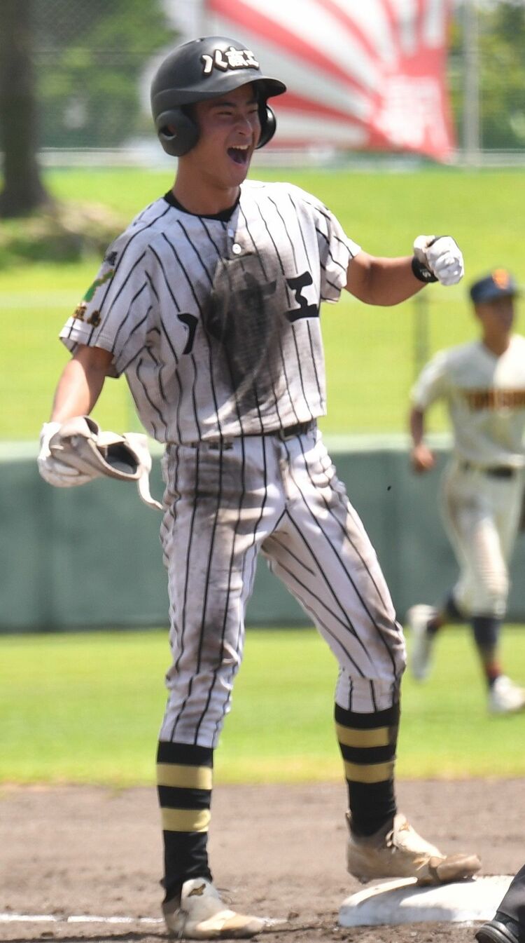 1プレーが勝敗を分けた 本塁突入で勝ち越した八商工【高校野球1回戦