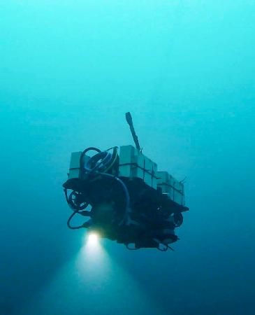 目指せ、深海1万1千メートル 海洋機構が無人探査機開発中 | 共同通信