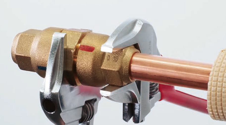 冷媒配管用継手 クイックパイパー、プレ加工ジョイント | 製品特長