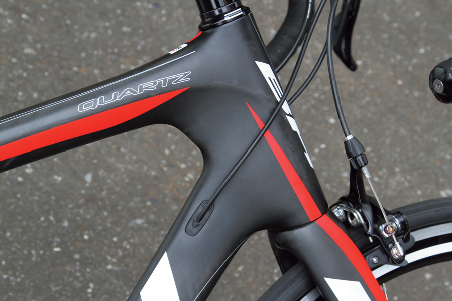 コンフォート性能を強調した、BH クオーツ サイクルスポーツの特集記事