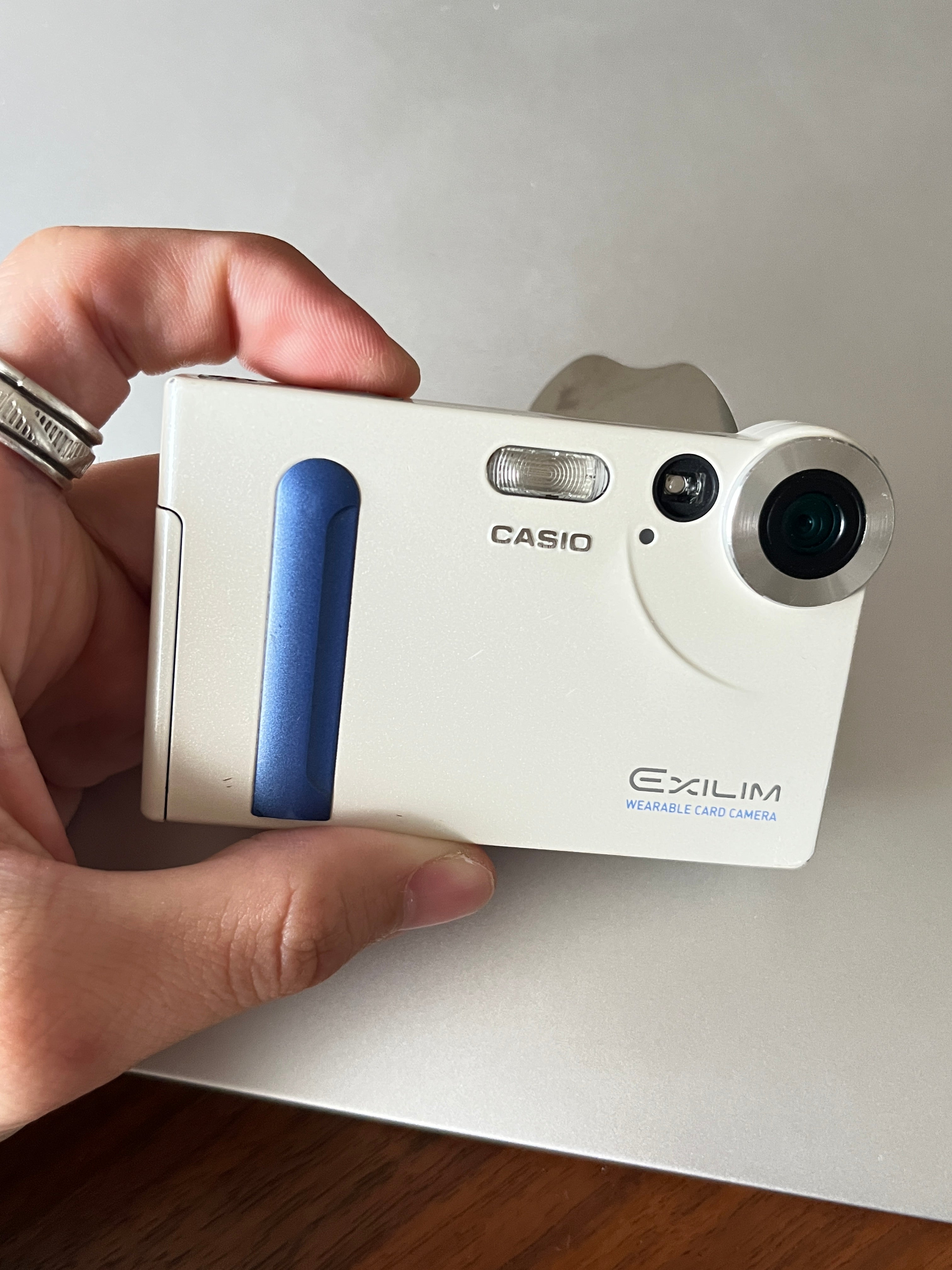 CASIO EXILIM EX-S1 – オールドコンデジ専門店 Tugumi