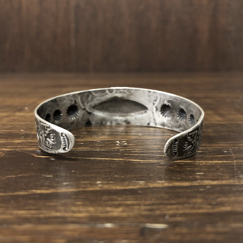 Vintage Native American Navajo Fred Harvey Style Coin Silver Cuff