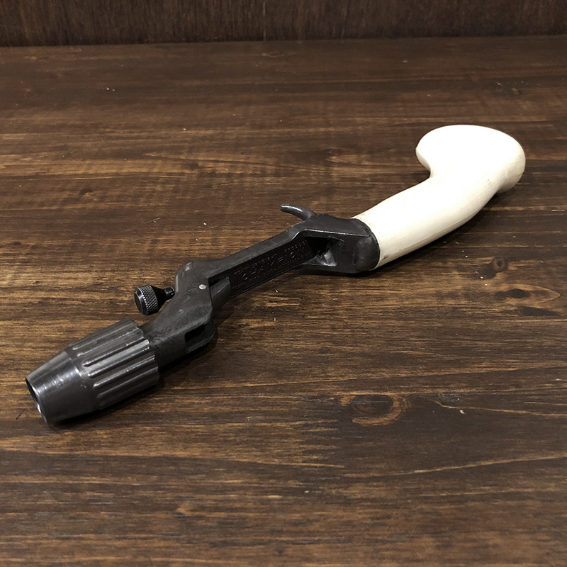 Featherweight Champion Grip Rod Handle Cordell Rubber Pearl