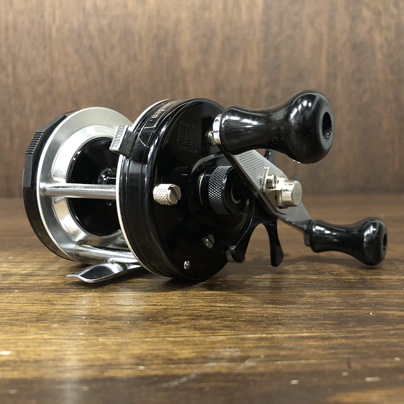 Abu Garcia Ambassadeur 5500 ST Striper Bait Casting Reel 810800