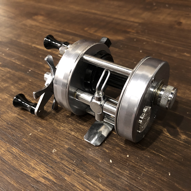 Abu Ambassadeur 2500C Bait Casting Reel 760300 アブ アンバサダー