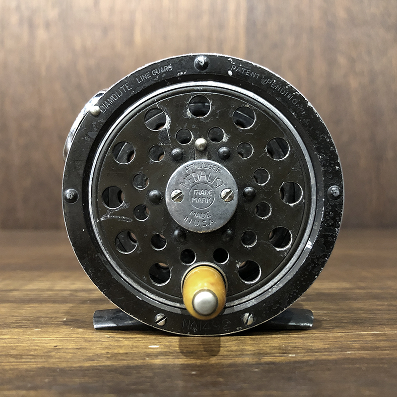 Pflueger Medalist 1492 Round Line Guard Early Fly Reel フルーガー