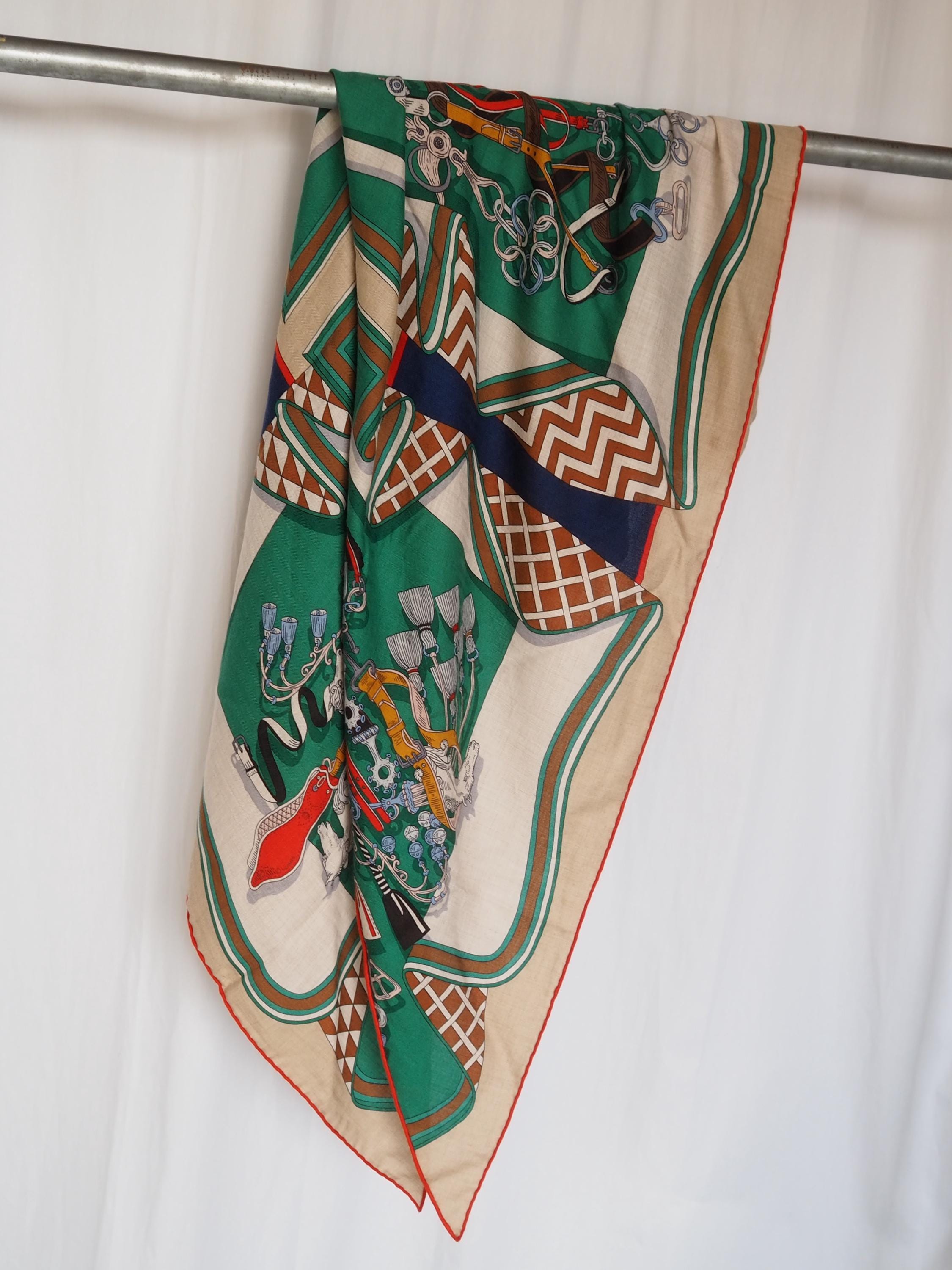 HERMES エルメス トライアングル ジェアン スカーフ カシミア シルク