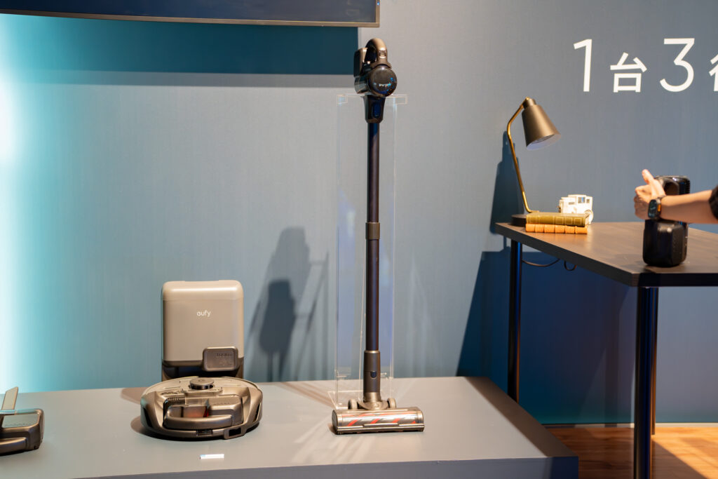 ロボット掃除機はここまで来た！1台でステック・ハンディにもなる3in1