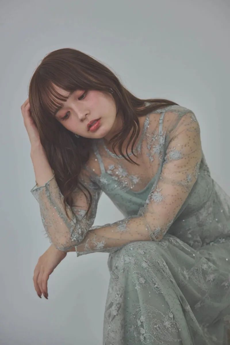 ミントのスパンコールエンブロイダリーAラインドレス[S〜M対応] kaene