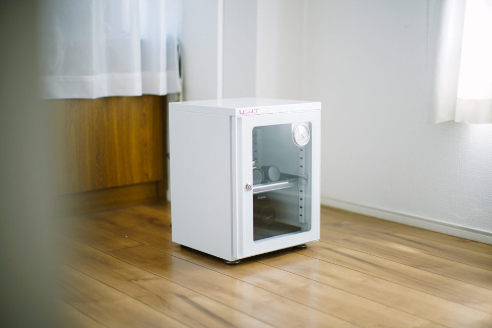 カメラとレンズの保管用に防湿庫「東洋リビング オートドライ」を買い