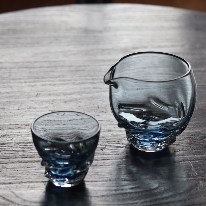 徳永遊心窯 色絵白椿 飯碗 三角 大 - 作家ものの器と生活雑貨 on-la