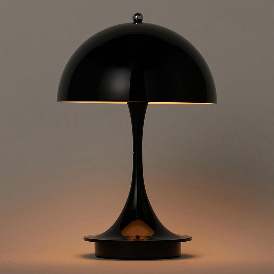 Louis Poulsen | PANTHELLA 160 ポータブルランプ Ver.3 BLACK｜【公式