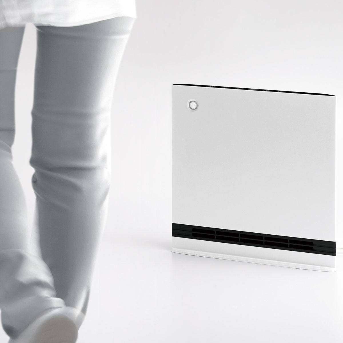 スリーアップ 大風量パネルセラミックファンヒーター｜アピタ・ピアゴ