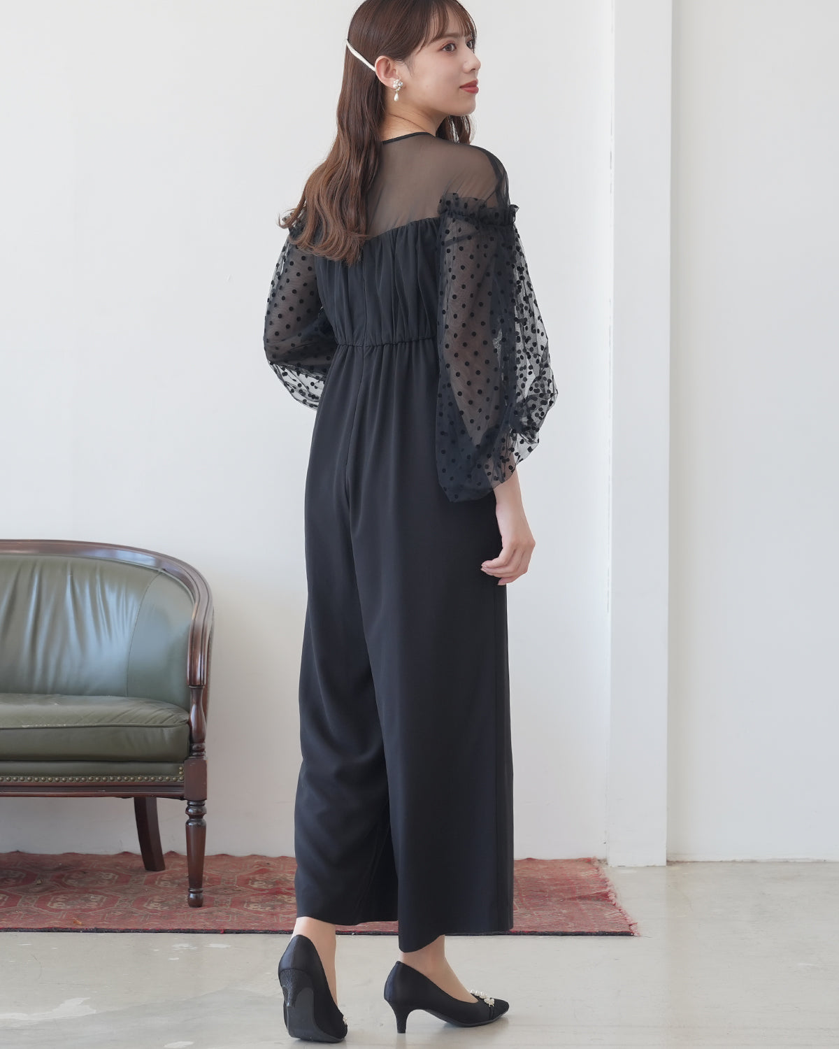 フロッキードットパンツドレス