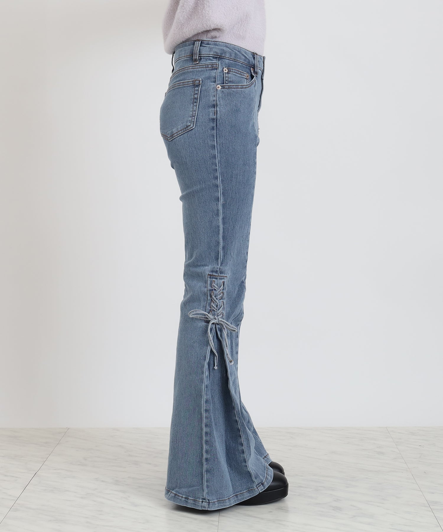 サイドレースアップデニムパンツ