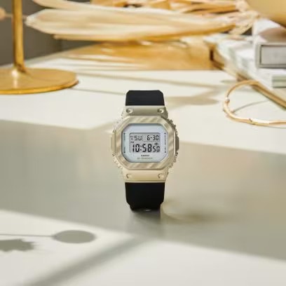 カシオ CASIO G-SHOCK GSHOCK ジーショック DIGITAL WOMEN GM-S5600BC