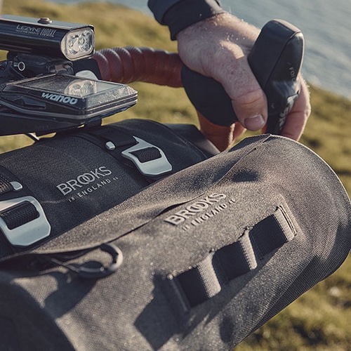 BROOKS ( ブルックス ) フロントバッグ/ハンドルバッグ SCAPE